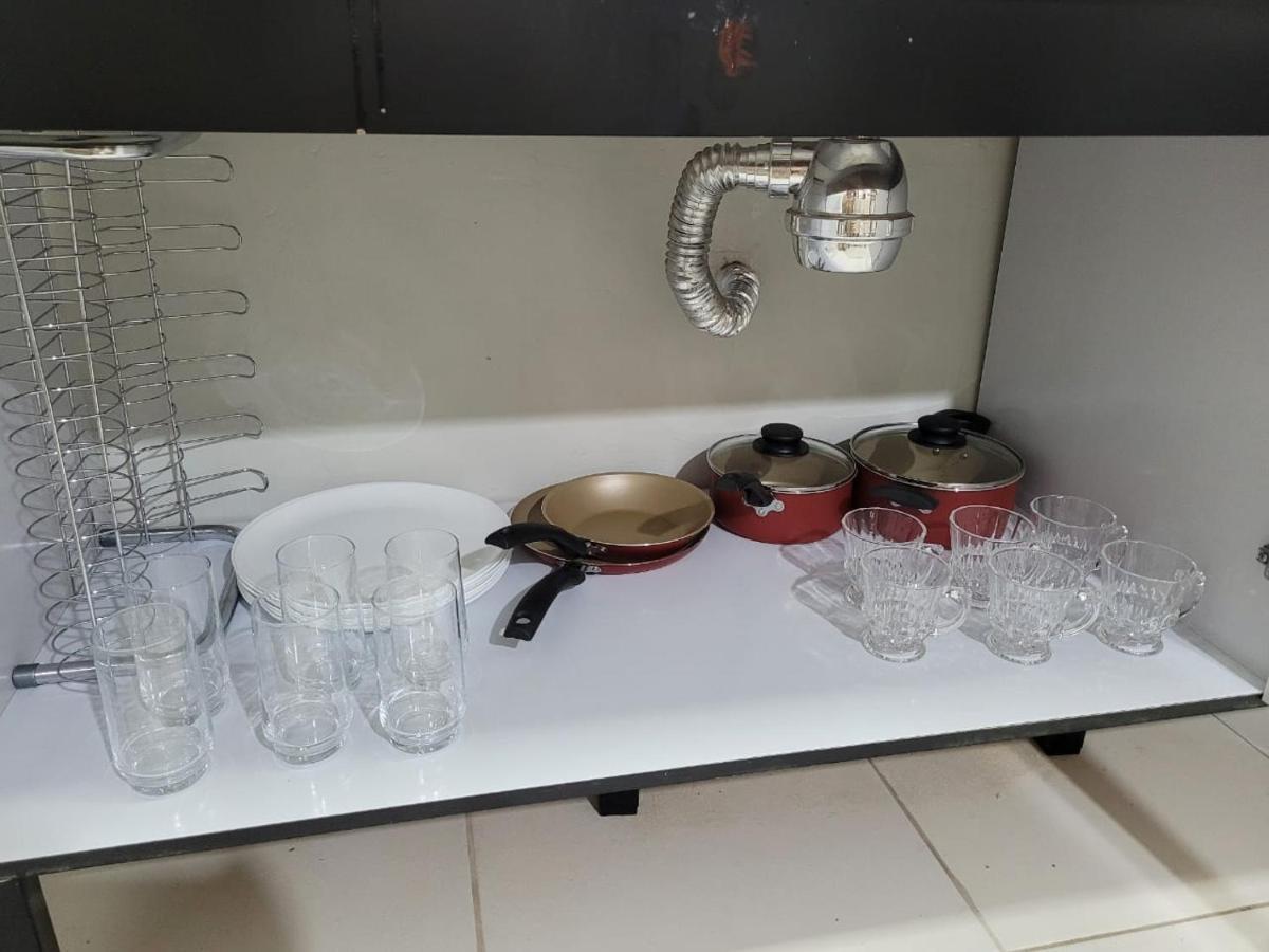 Sobrado 6 Amplo E Confortavel Em Condominio Corumba Ngoại thất bức ảnh